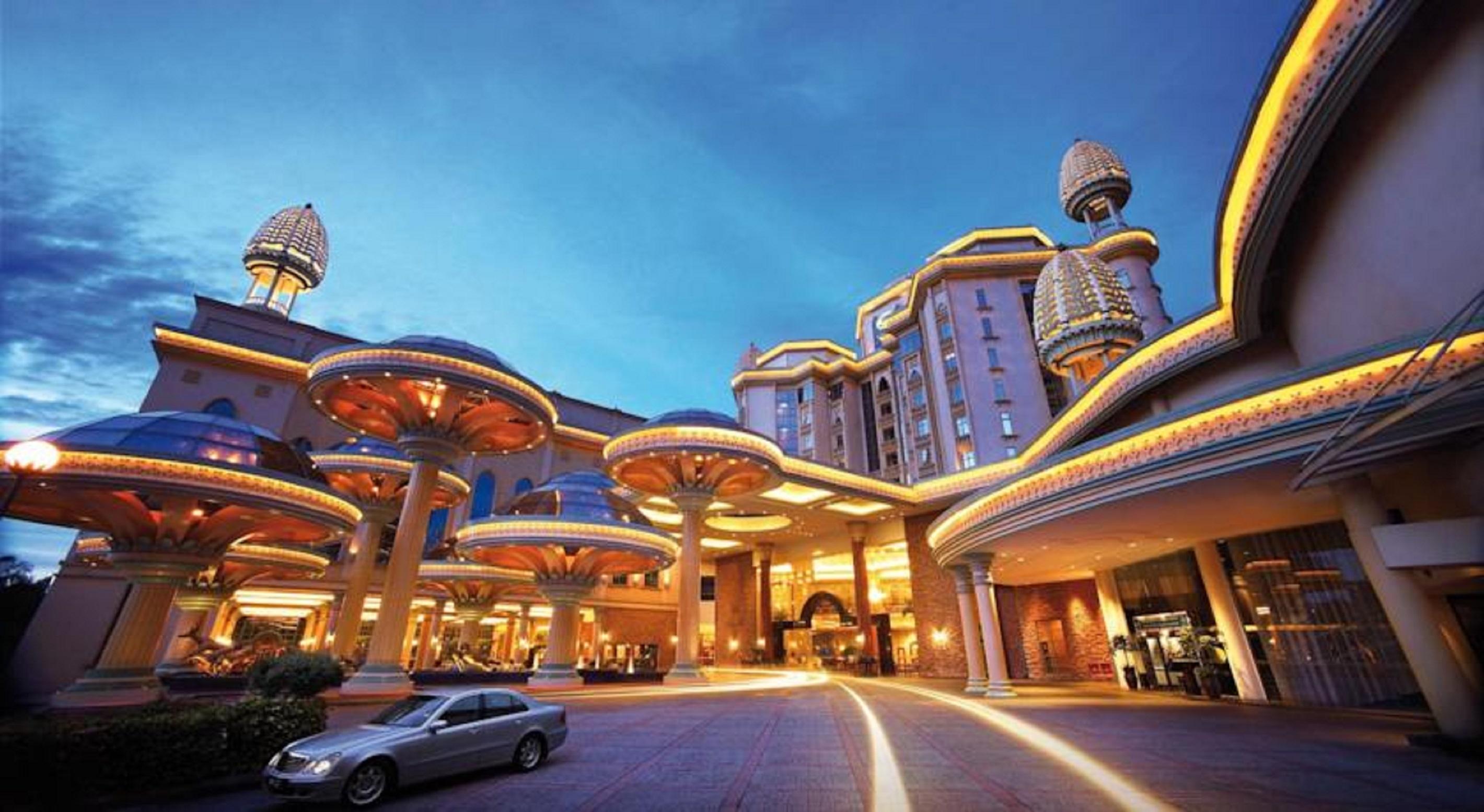 Sunway Resort Hotel Petaling Jaya Εξωτερικό φωτογραφία The entrance of the resort