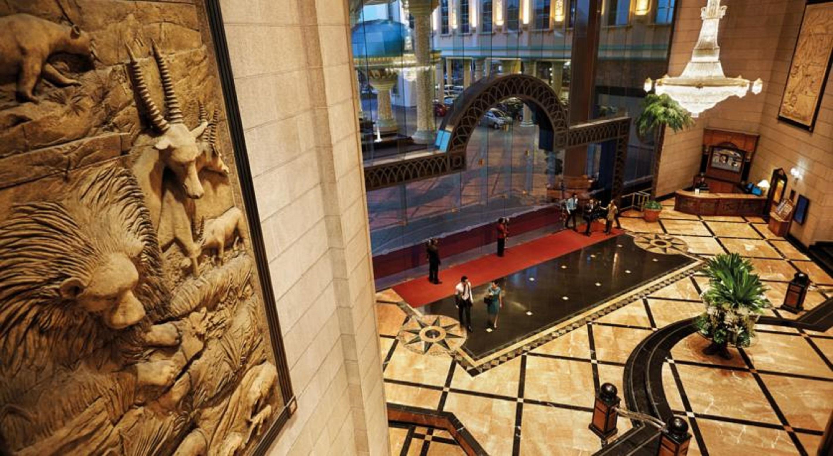 Sunway Resort Hotel Petaling Jaya Εξωτερικό φωτογραφία The lobby of the Taj Mahal Palace