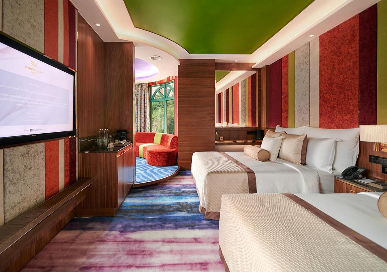 Sunway Resort Hotel Petaling Jaya Εξωτερικό φωτογραφία A room at W Hong Kong