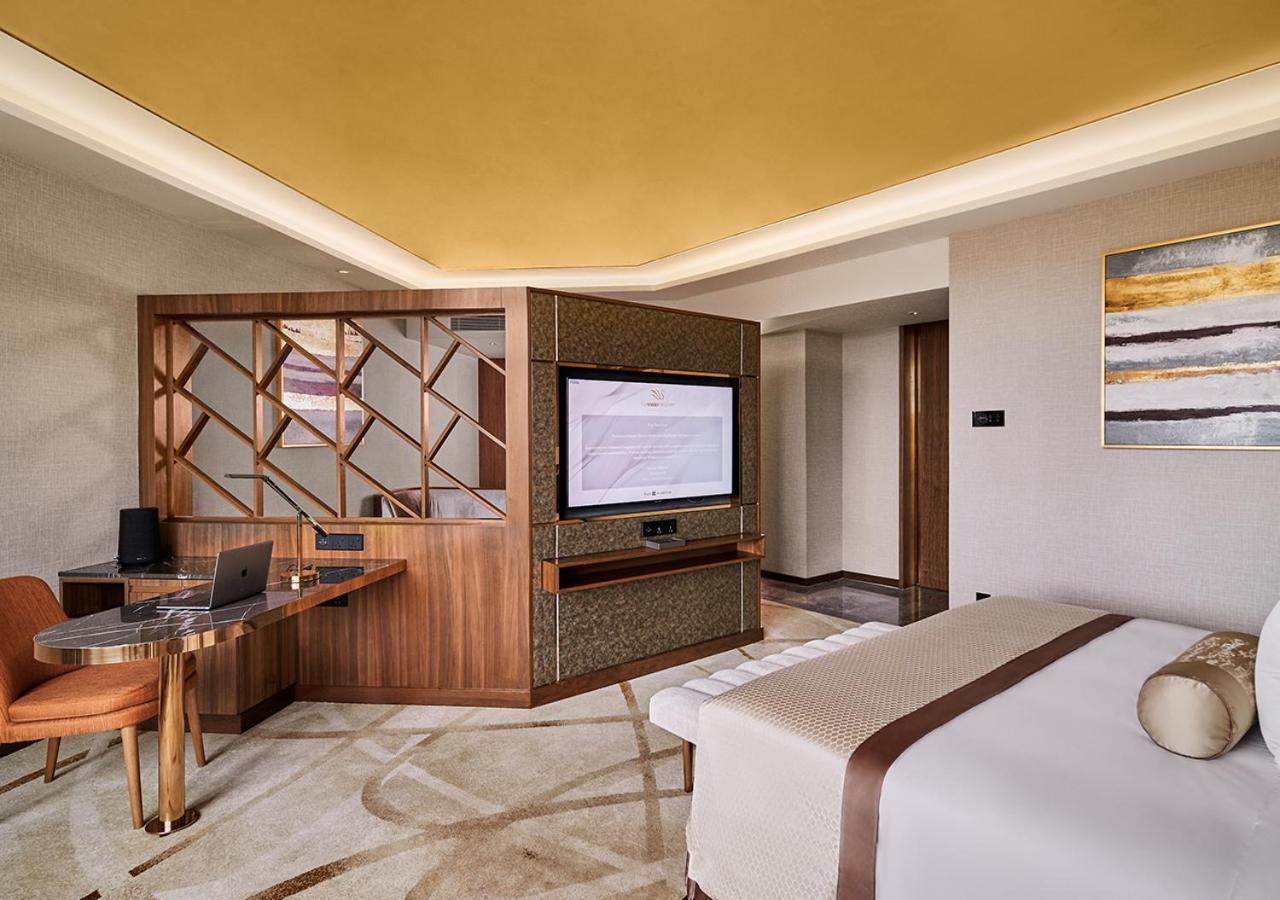 Sunway Resort Hotel Petaling Jaya Εξωτερικό φωτογραφία A suite at the hotel