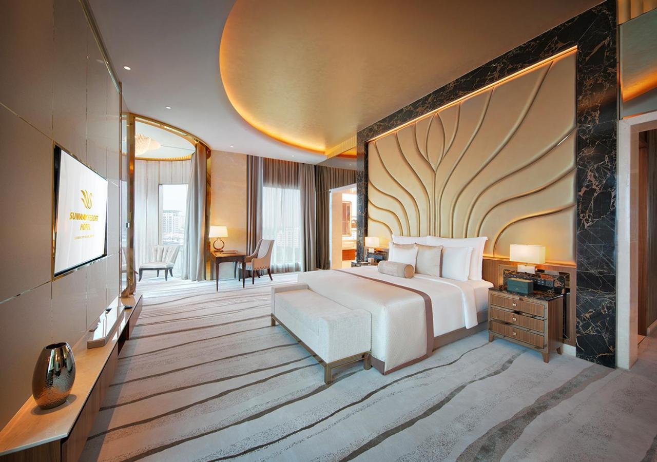 Sunway Resort Hotel Petaling Jaya Εξωτερικό φωτογραφία A bedroom at the hotel